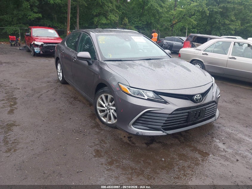 2021 Toyota Camry VIN 4T1C11AK1MU538037 IAAI salvage auction — REAR END, Salvage - 75% Or Less (Maryland), sold $6,700 on 2026-07-31 (photo 1)