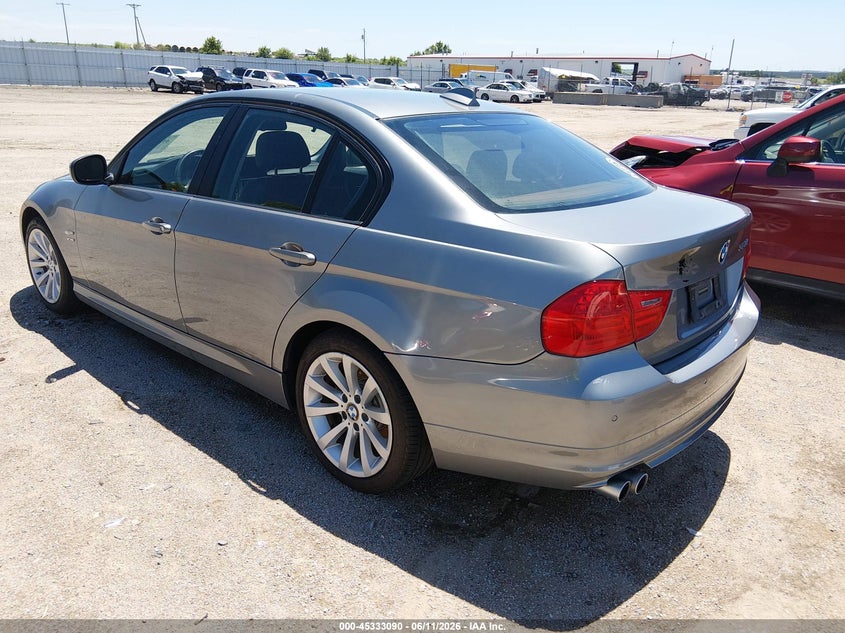 2011 BMW 3 series VIN WBAPK7C58BA771504 IAAI salvage auction — NORMAL WEAR, Salvage (Idaho), sold $750 on 2026-07-16 (photo 3)