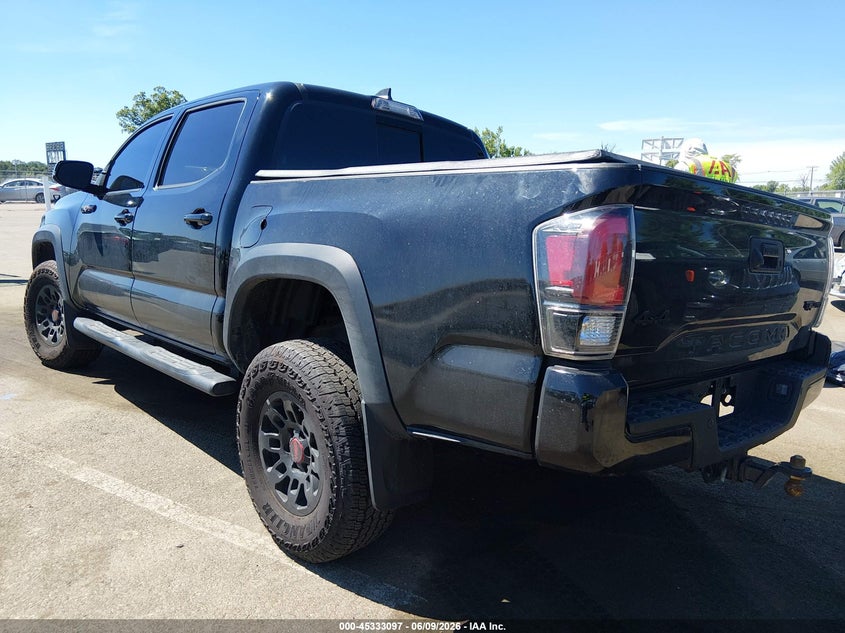 2019 Toyota Tacoma VIN 5TFCZ5AN6KX196725 IAAI salvage auction — RIGHT FRONT, Salvage Title, sold $15,800 on 2026-07-30 (photo 3)