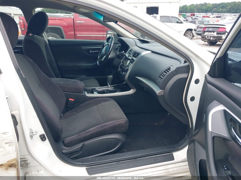 2013 Nissan Altima VIN 1N4AL3AP2DN405333 IAAI salvage auction — RIGHT SIDE, Salvage Title, sold $350 on 2026-07-19 (photo 5)