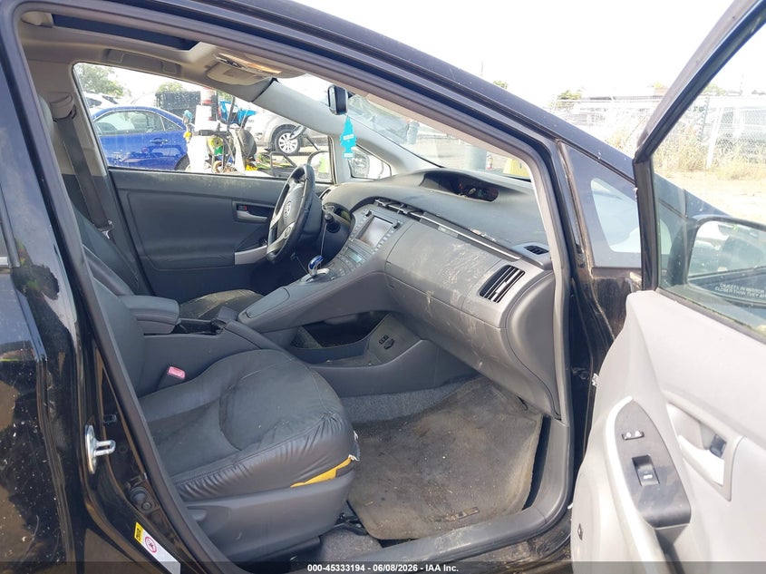 2010 Toyota Prius VIN JTDKN3DU3A0051051 IAAI salvage auction — NORMAL WEAR, Salvage Title - Dealer (California), sold $1,100 on 2026-07-08 (photo 5)