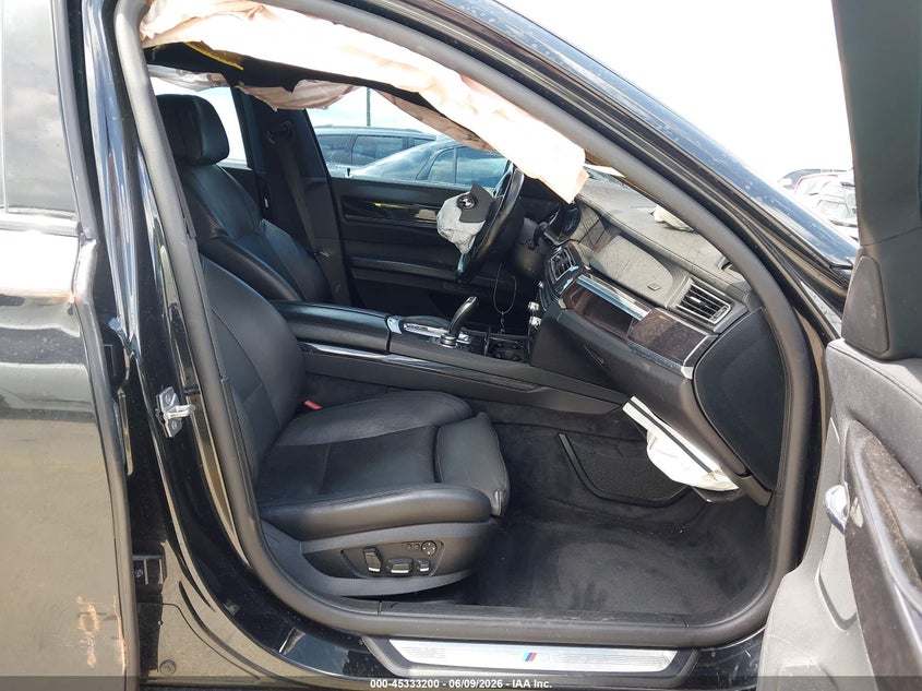 2011 BMW 7 series VIN WBAKB4C51BC573845 IAAI salvage auction — RIGHT SIDE, Salvage (Texas), sold $500 on 2026-07-16 (photo 5)