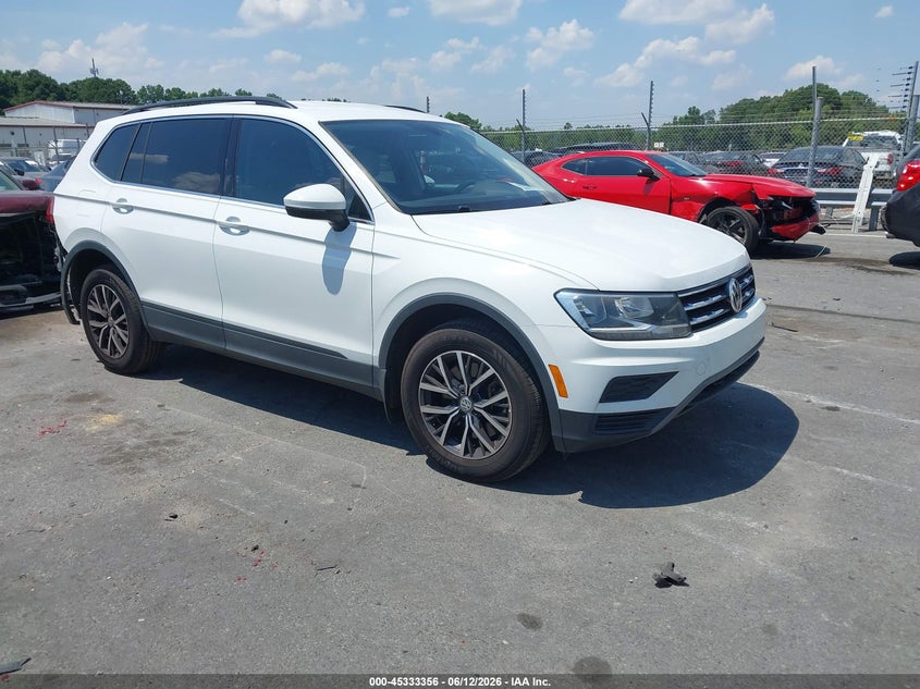 2019 Volkswagen Tiguan VIN 3VV3B7AXXKM199152 IAAI salvage auction — REAR END, Salvage Title, sold $4,700 on 2026-09-03 (photo 1)