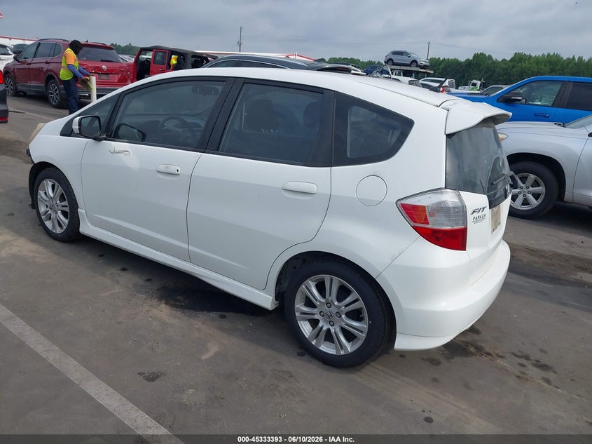 2011 Honda Fit VIN JHMGE8H52BC000984 IAAI salvage auction — FRONT END, Salvage (North Carolina), sold $1,000 on 2026-07-09 (photo 3)