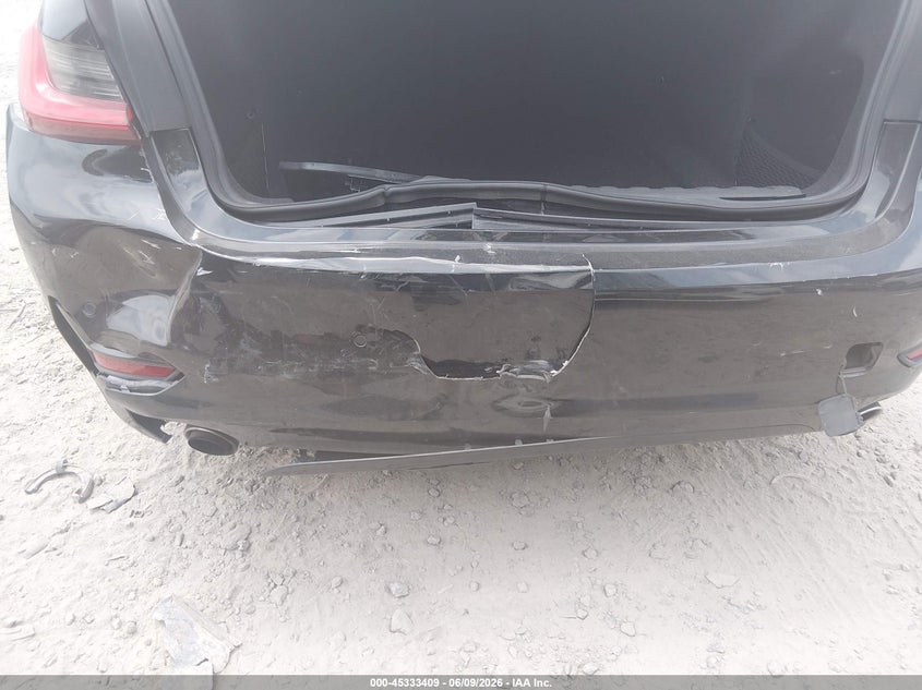 2019 BMW 3er VIN WBA5R1C50KFH14591 IAAI salvage auction — REAR END, Salvage Title, sold $6,400 on 2026-07-28 (photo 6)