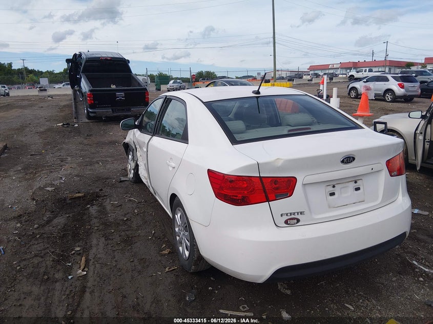 2012 Kia Forte VIN KNAFT4A2XC5553655 IAAI salvage auction — LEFT FRONT, Salvage Title, sold $950 on 2026-07-16 (photo 3)
