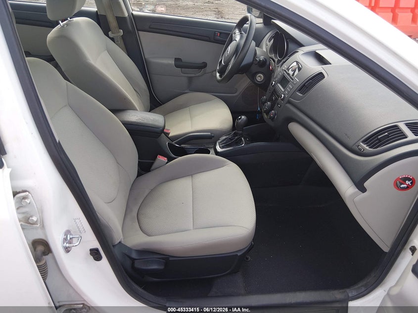 2012 Kia Forte VIN KNAFT4A2XC5553655 IAAI salvage auction — LEFT FRONT, Salvage Title, sold $950 on 2026-07-16 (photo 5)