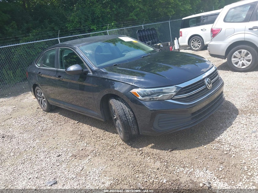 2024 Volkswagen Jetta VIN 3VW5M7BU4RM046800 — IAAI salvage auction photo