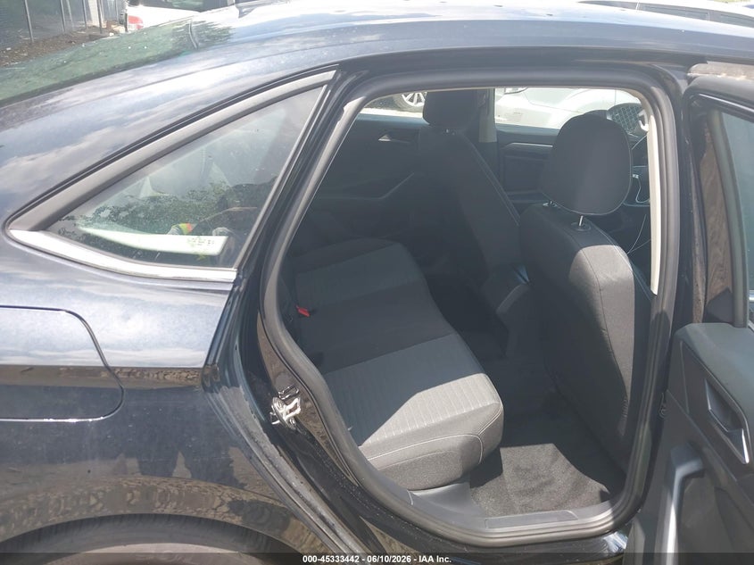 2024 Volkswagen Jetta VIN 3VW5M7BU4RM046800 IAAI salvage auction — HAIL, Salvage (Iowa), sold $10,300 on 2026-07-28 (photo 8)