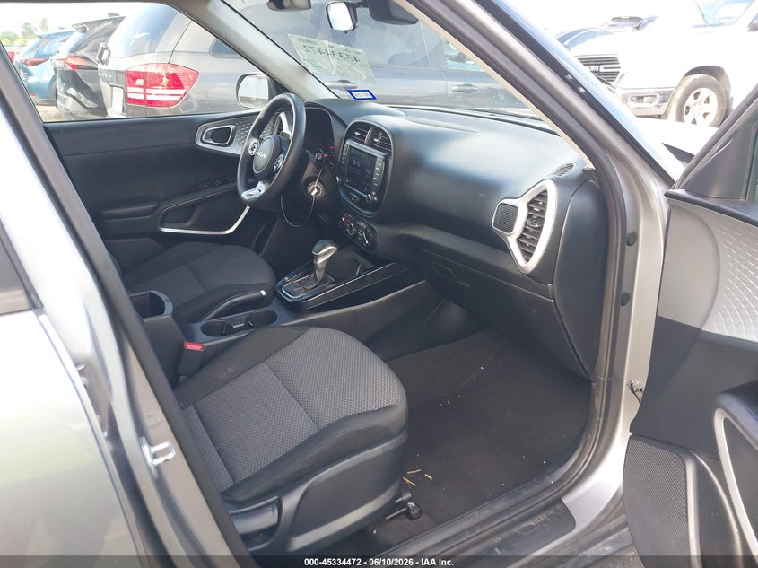 2022 Kia Soul VIN KNDJ23AU6N7808109 IAAI salvage auction — FRONT END, Salvage Title, sold $2,100 on 2026-08-02 (photo 5)