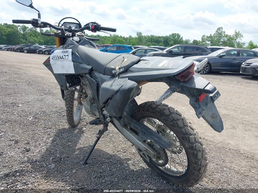 2025 Suzuki Dr-z VIN JS1ER11E3S7101257 IAAI salvage auction — LEFT FRONT, Salvage Title, sold $2,700 on 2026-07-15 (photo 3)