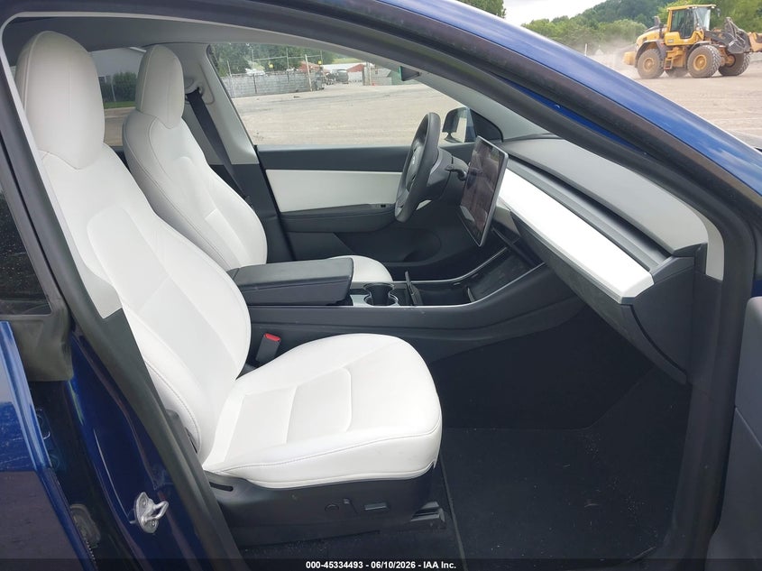 2020 Tesla Model y VIN 5YJYGDEE3LF021277 IAAI salvage auction — FRONT END, Salvage (Ohio), sold $8,200 on 2026-07-31 (photo 5)