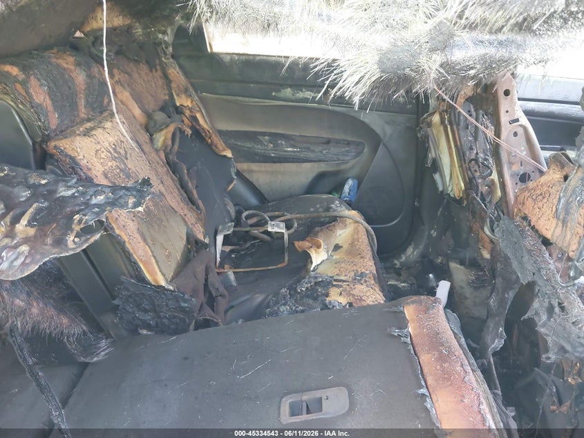 2013 Kia Sorento VIN 5XYKU4A69DG323969 IAAI salvage auction — BURN, Non-Repairable (Tennessee), sold $150 on 2026-07-14 (photo 8)