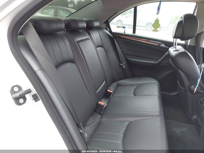 2006 Mercedes-benz C-klasse VIN WDBRF92H96F838335 IAAI salvage auction — SIDE, Clear (New York), sold $475 on 2026-07-19 (photo 8)