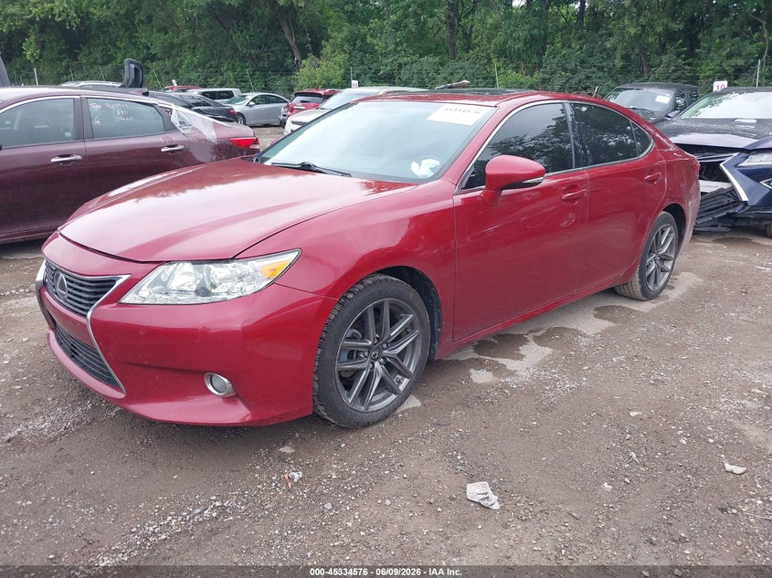 2015 Lexus ES VIN JTHBK1GG1F2172285 IAAI salvage auction — RIGHT REAR, Salvage Title, sold $4,275 on 2026-07-15 (photo 2)