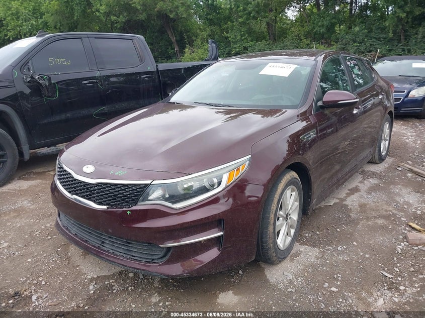 2018 Kia Optima VIN 5XXGT4L33JG181811 IAAI salvage auction — THEFT, Salvage Title, sold $1,000 on 2026-07-29 (photo 2)