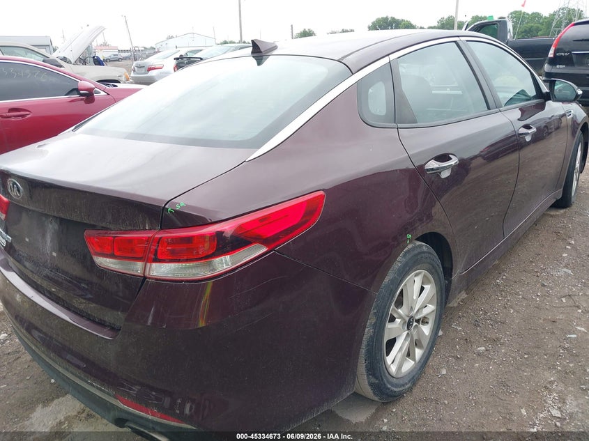 2018 Kia Optima VIN 5XXGT4L33JG181811 IAAI salvage auction — THEFT, Salvage Title, sold $1,000 on 2026-07-29 (photo 6)