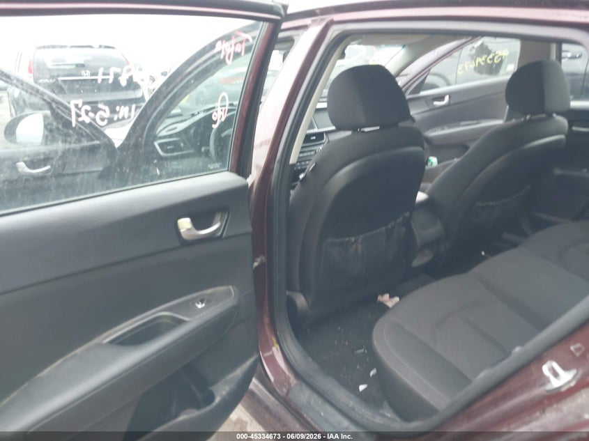 2018 Kia Optima VIN 5XXGT4L33JG181811 IAAI salvage auction — THEFT, Salvage Title, sold $1,000 on 2026-07-29 (photo 8)