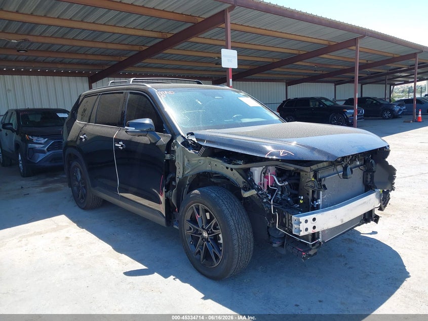 2026 Toyota Highlander VIN 5TDAAAB57TS108682 IAAI salvage auction — RIGHT FRONT, Salvage (California), sold $29,750 on 2026-07-05 (photo 6)