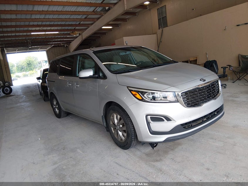 2020 Kia SEDONA VIN KNDMB5C19L6619596 IAAI salvage auction — LEFT SIDE, Clear (Tennessee), sold $2,675 on 2026-07-16 (photo 1)