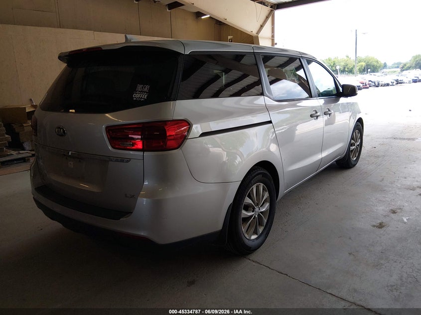 2020 Kia SEDONA VIN KNDMB5C19L6619596 IAAI salvage auction — LEFT SIDE, Clear (Tennessee), sold $2,675 on 2026-07-16 (photo 4)
