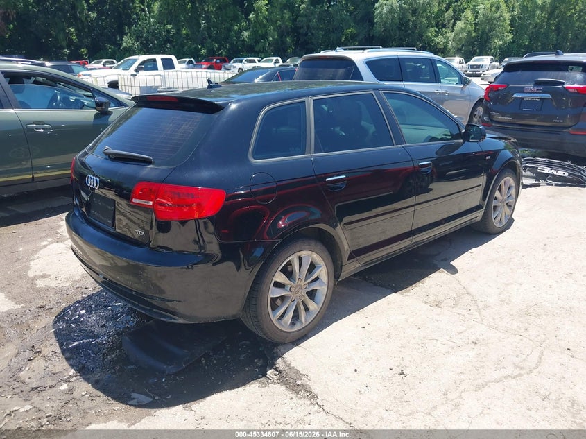 2012 Audi A3 VIN WAUBJAFM0CA010156 IAAI salvage auction — LEFT SIDE, Salvage (Missouri), sold $725 on 2026-07-15 (photo 4)
