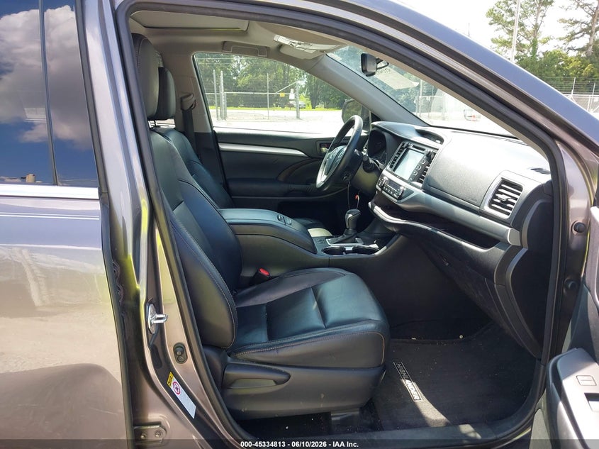 2015 Toyota Highlander VIN 5TDKKRFH6FS051920 IAAI salvage auction — RIGHT SIDE, Salvage Title, sold $5,500 on 2026-07-17 (photo 5)