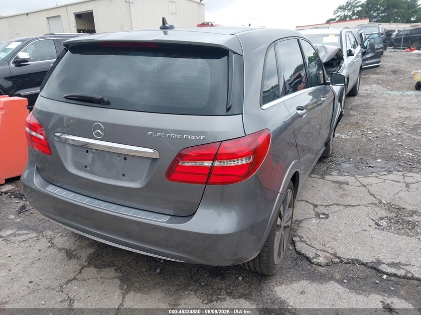 2015 Mercedes-benz B-klasse VIN WDDVP9AB6FJ004648 IAAI salvage auction — RIGHT FRONT, Salvage (Georgia), sold $275 on 2026-07-22 (photo 4)