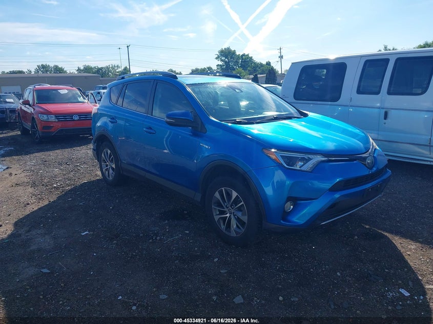 2017 Toyota Rav 4 VIN JTMRJREV6HD137302 IAAI salvage auction — REAR END, Salvage (Ohio), sold $4,950 on 2026-07-08 (photo 1)