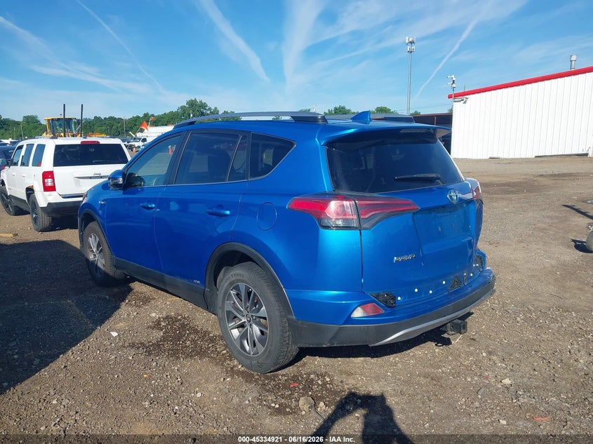 2017 Toyota Rav 4 VIN JTMRJREV6HD137302 IAAI salvage auction — REAR END, Salvage (Ohio), sold $4,950 on 2026-07-08 (photo 3)