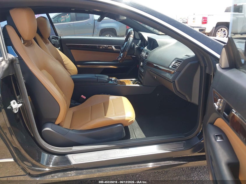 2014 Mercedes-benz E-klasse VIN WDDKJ5KB9EF264104 IAAI salvage auction — REAR END, Original (Texas), sold $2,550 on 2026-07-18 (photo 5)