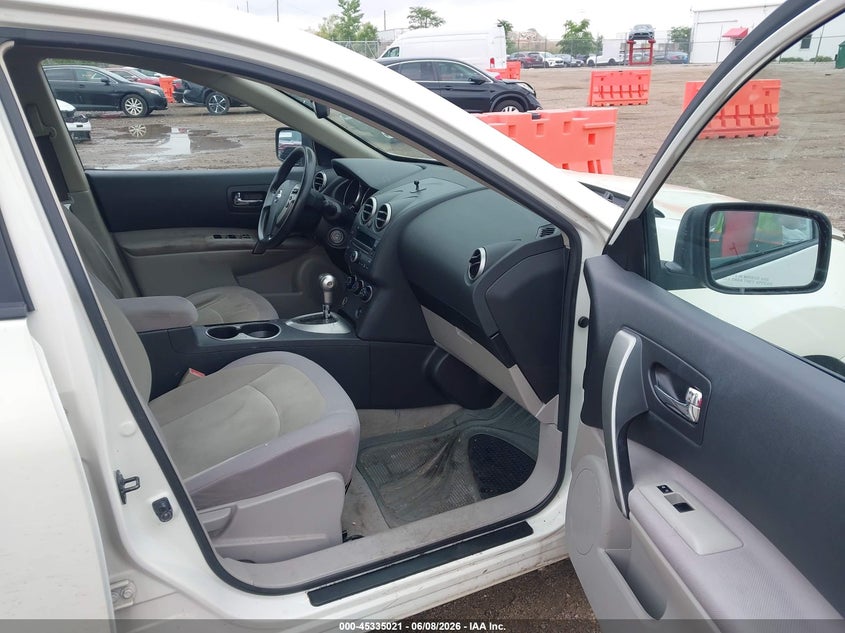 2010 Nissan Rogue VIN JN8AS5MV6AW107736 IAAI salvage auction — NORMAL WEAR, Clear (Illinois), sold $400 on 2026-07-15 (photo 5)