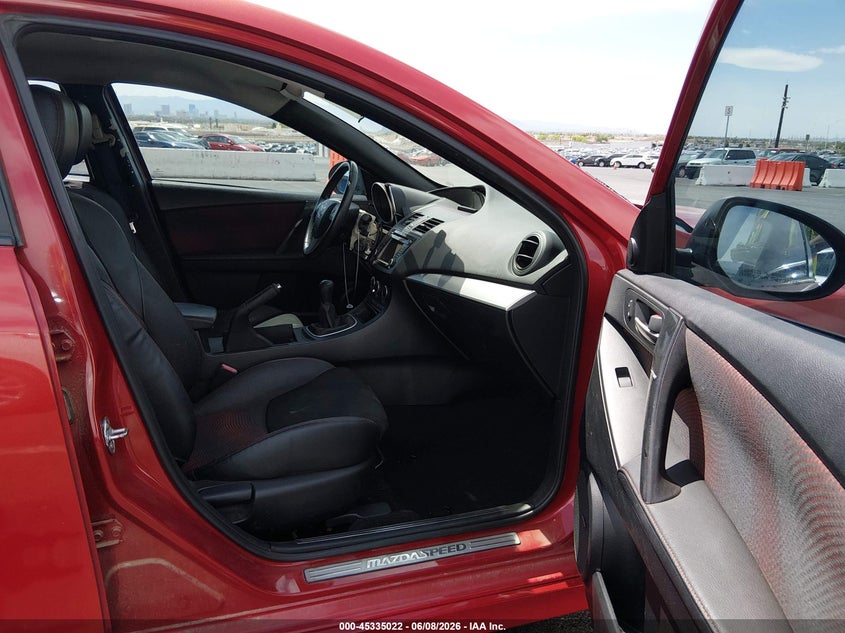 2013 Mazda 3 VIN JM1BL1L40D1762636 IAAI salvage auction — NORMAL WEAR, Regular (Nevada), sold $250 on 2026-07-31 (photo 5)