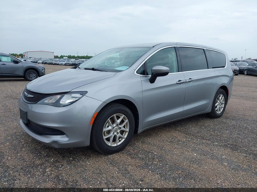2021 Chrysler Voyager VIN 2C4RC1CG2MR577766 IAAI salvage auction — NORMAL WEAR, Sf97 (Texas), sold $13,075 on 2026-08-04 (photo 2)