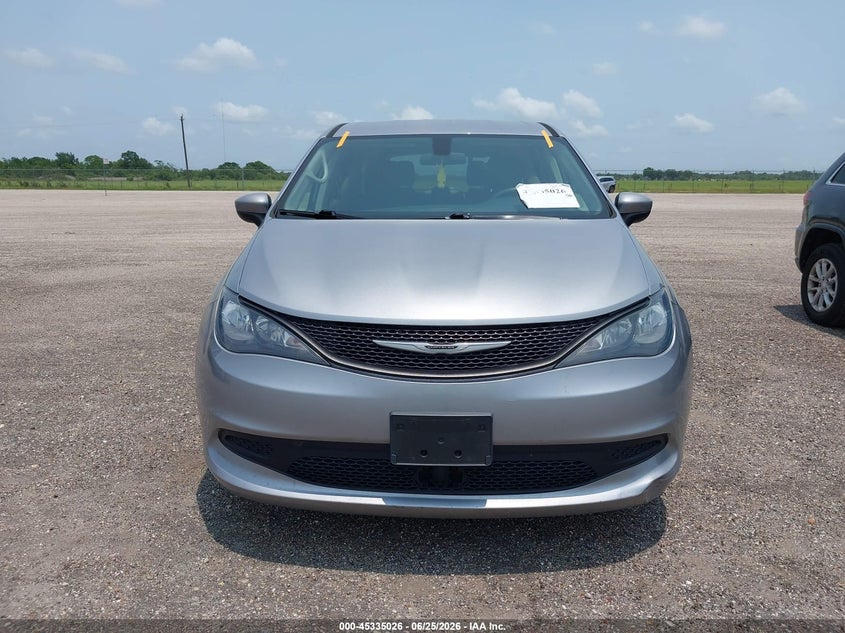 2021 Chrysler Voyager VIN 2C4RC1CG2MR577766 IAAI salvage auction — NORMAL WEAR, Sf97 (Texas), sold $13,075 on 2026-08-04 (photo 6)