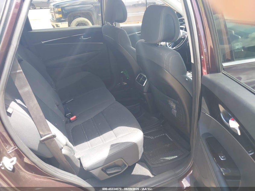 2016 Kia Sorento VIN 5XYPG4A32GG056763 IAAI salvage auction — RIGHT SIDE, Original (Texas), sold $2,350 on 2026-07-30 (photo 8)
