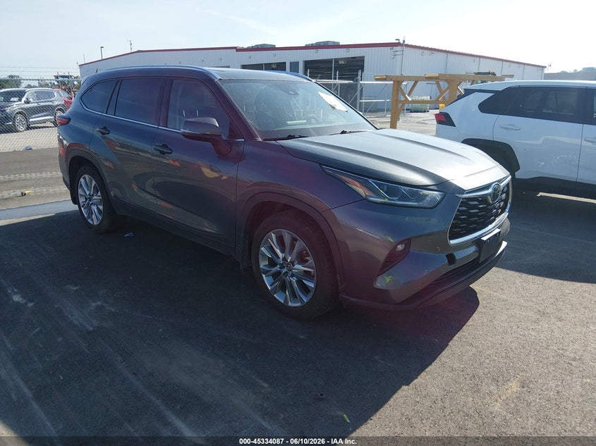 2021 Toyota Highlander VIN 5TDDZRBH5MS067906 IAAI salvage auction — HAIL, Salvage (Illinois), sold $16,450 on 2026-07-14 (photo 1)