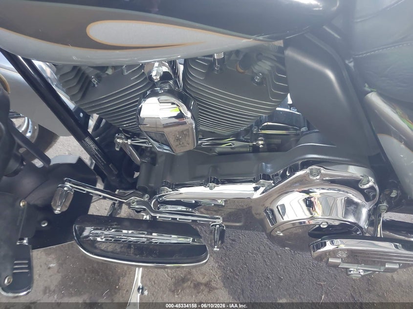 2013 Harley-davidson Electra glide VIN 1HD1PR816DB950261 IAAI salvage auction — ALL OVER, Salvage (Minnesota), sold $25 on 2026-07-21 (photo 9)