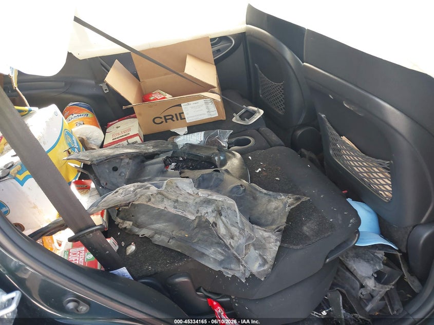2009 Toyota Rav4 VIN JTMZK32V49D000942 IAAI salvage auction — BIO HAZARD, Salvage (Indiana), sold $600 on 2026-07-10 (photo 8)