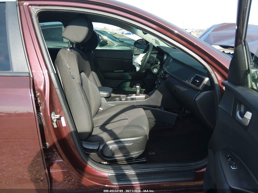 2018 Kia Optima VIN 5XXGT4L33JG254918 IAAI salvage auction — FRONT END, Salvage (Missouri), sold $175 on 2026-07-21 (photo 5)