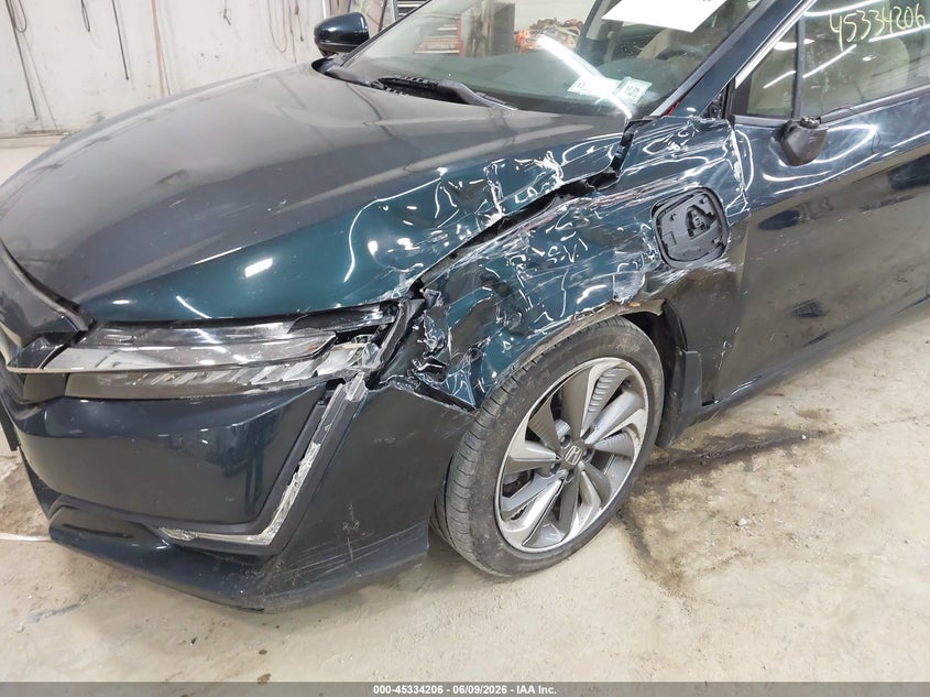 2018 Honda Clarity VIN JHMZC5F13JC018549 IAAI salvage auction — LEFT SIDE, Salvage Title, sold $2,800 on 2026-07-26 (photo 6)