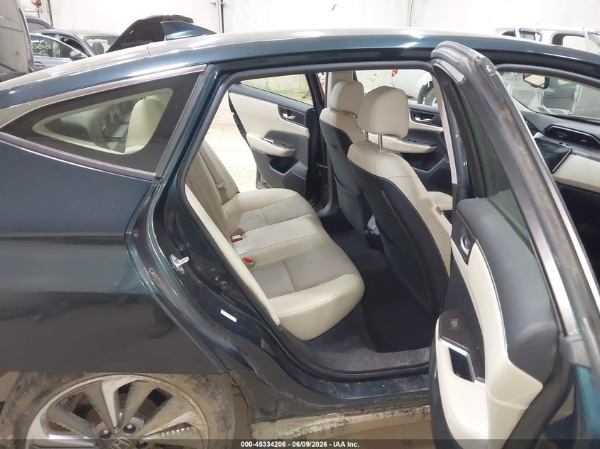 2018 Honda Clarity VIN JHMZC5F13JC018549 IAAI salvage auction — LEFT SIDE, Salvage Title, sold $2,800 on 2026-07-26 (photo 8)