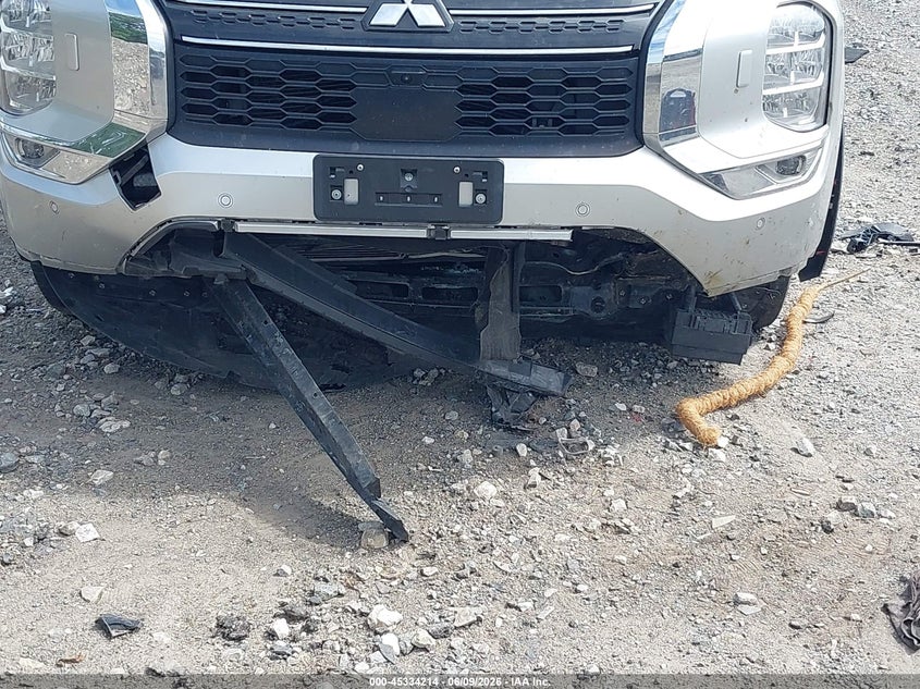 2022 Mitsubishi Outlander VIN JA4J4UA80NZ010285 IAAI salvage auction — UNDERCARRIAGE, Salvage Title, sold $6,700 on 2026-07-17 (photo 6)