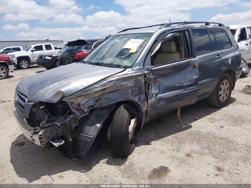 2006 Toyota Highlander VIN JTEGD21A560138840 IAAI salvage auction — LEFT SIDE, Junk (Oklahoma), sold $500 on 2026-07-28 (photo 2)