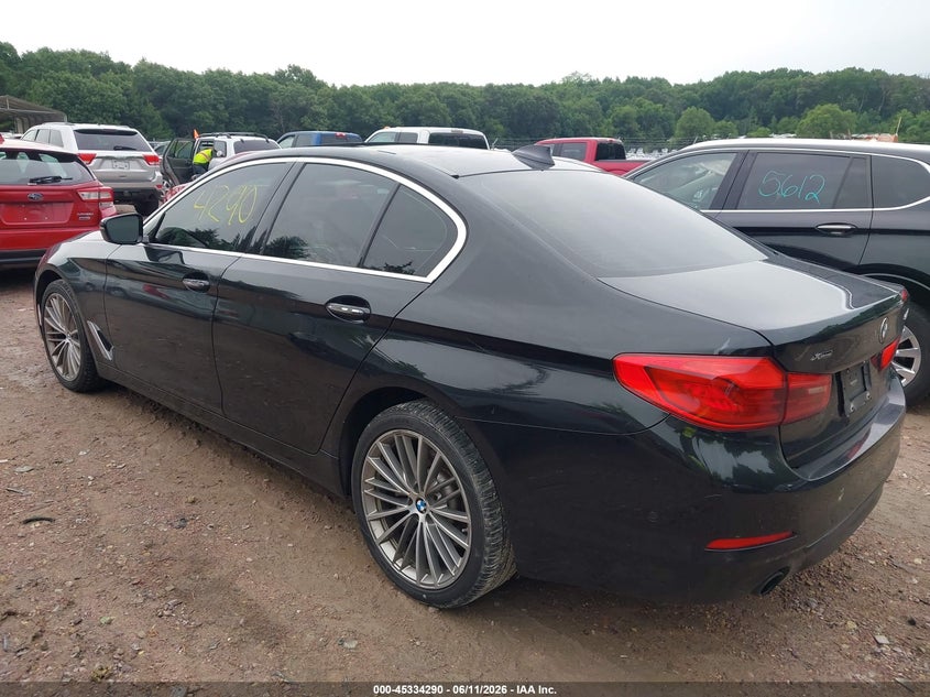 2017 BMW 5er VIN WBAJA7C37HG457730 IAAI salvage auction — RIGHT SIDE, Clear (Wisconsin), sold $4,950 on 2026-07-15 (photo 3)