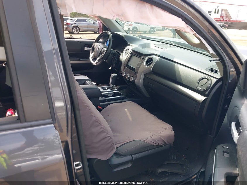 2019 Toyota Tundra VIN 5TFDY5F17KX788888 IAAI salvage auction — FRONT END, Salvage Title, sold $7,900 on 2026-07-15 (photo 5)