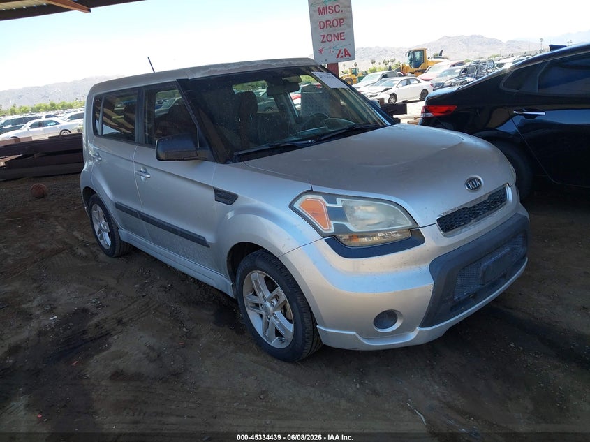 2011 Kia Soul VIN KNDJT2A24B7340351 IAAI salvage auction — NORMAL WEAR, Clear-Dealer Only (Arizona), sold $300 on 2026-07-28 (photo 1)