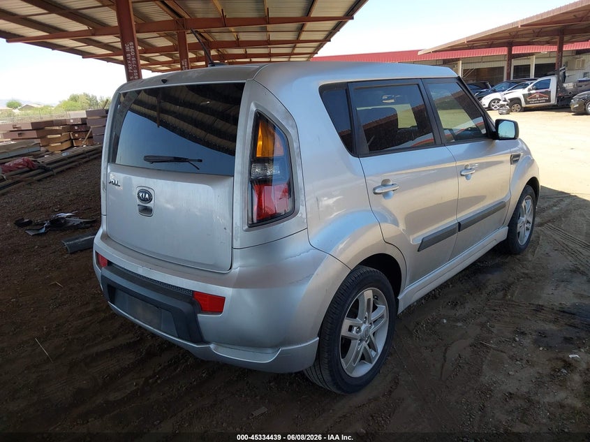 2011 Kia Soul VIN KNDJT2A24B7340351 IAAI salvage auction — NORMAL WEAR, Clear-Dealer Only (Arizona), sold $300 on 2026-07-28 (photo 4)