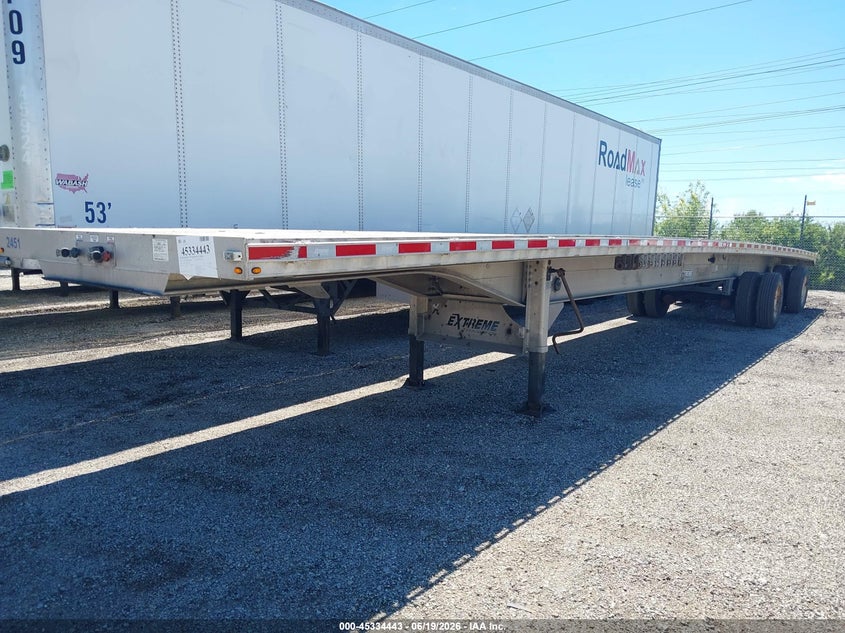 2024 Extreme trailers Flatbed semi trailer VIN 7VGAA5328R1001633 IAAI salvage auction — REAR END, Salvage (Illinois), sold $9,100 on 2026-07-29 (photo 2)