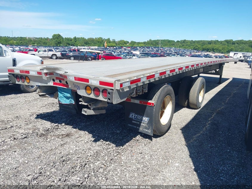 2024 Extreme trailers Flatbed semi trailer VIN 7VGAA5328R1001633 IAAI salvage auction — REAR END, Salvage (Illinois), sold $9,100 on 2026-07-29 (photo 4)